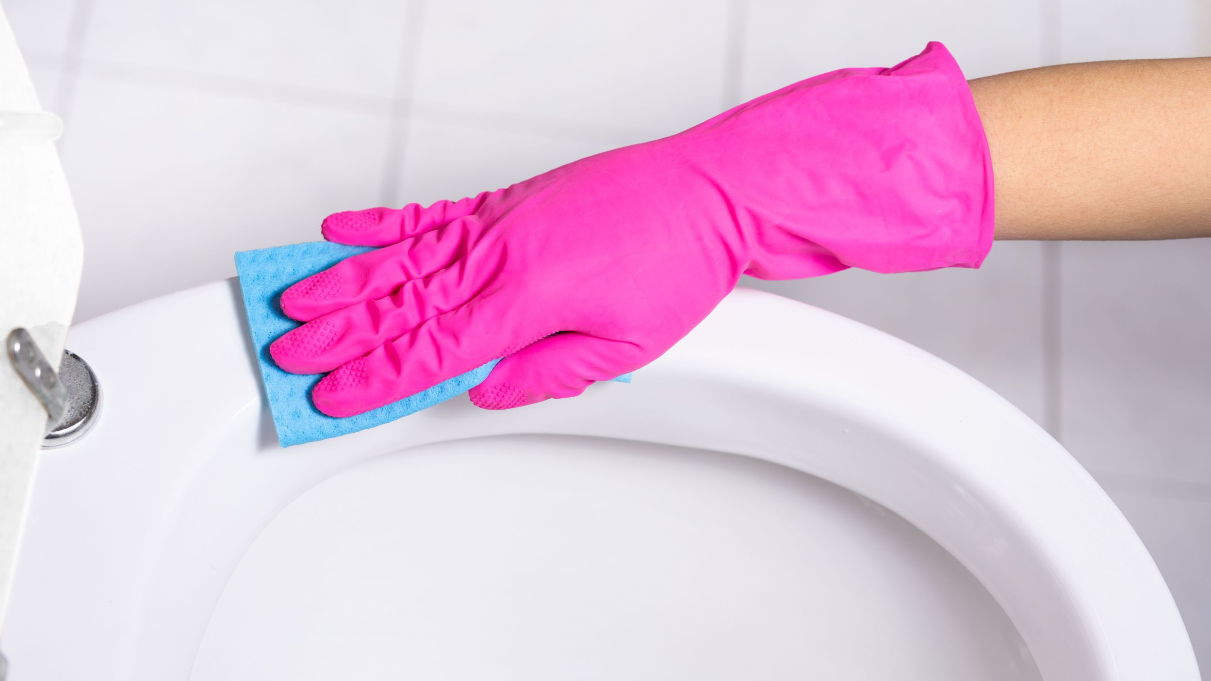 Conseils d'Experts pour le Nettoyage de Toilettes
